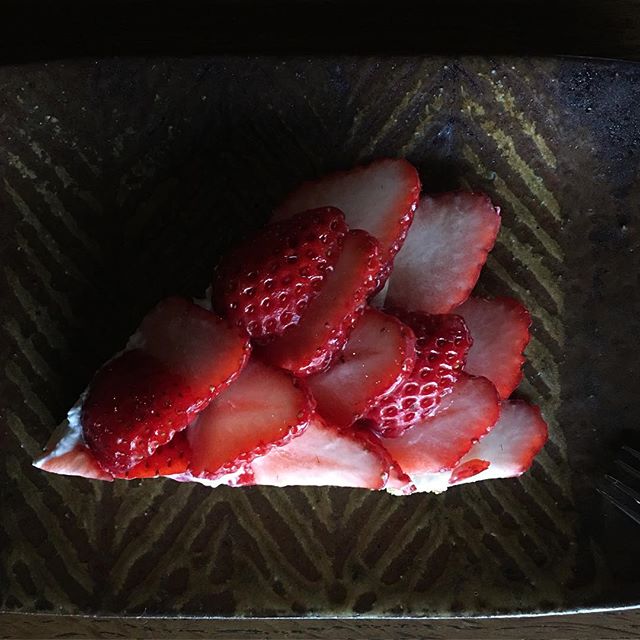 美味しいに決まってる。城 進 うつわと道具展 は明日から田園調布いちょう さんにて明日は在店しております。お時間ございましたら。@ichou_tokyo @jojosusumu - from Instagram